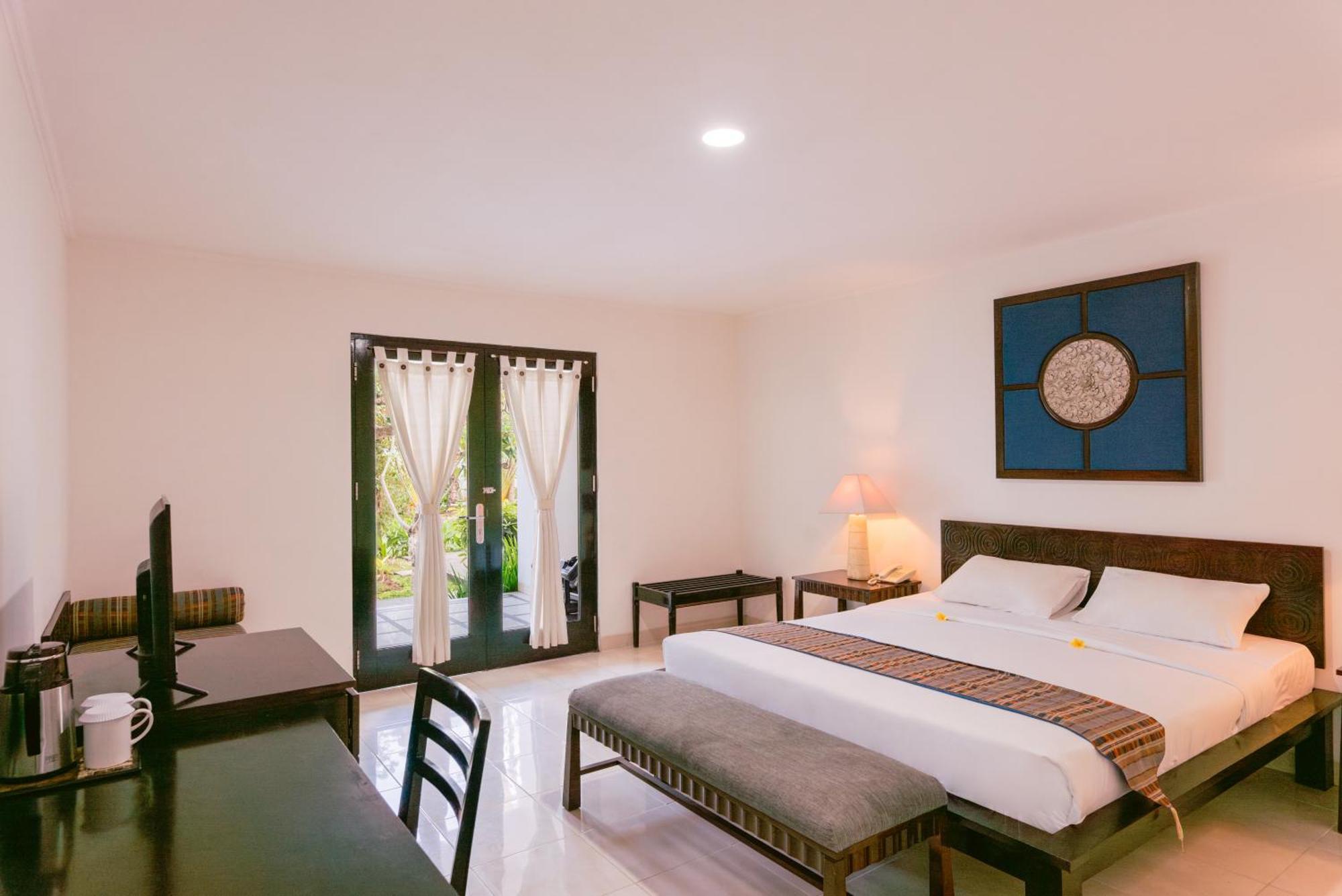 Legong Keraton Beach Hotel Canggu Kültér fotó