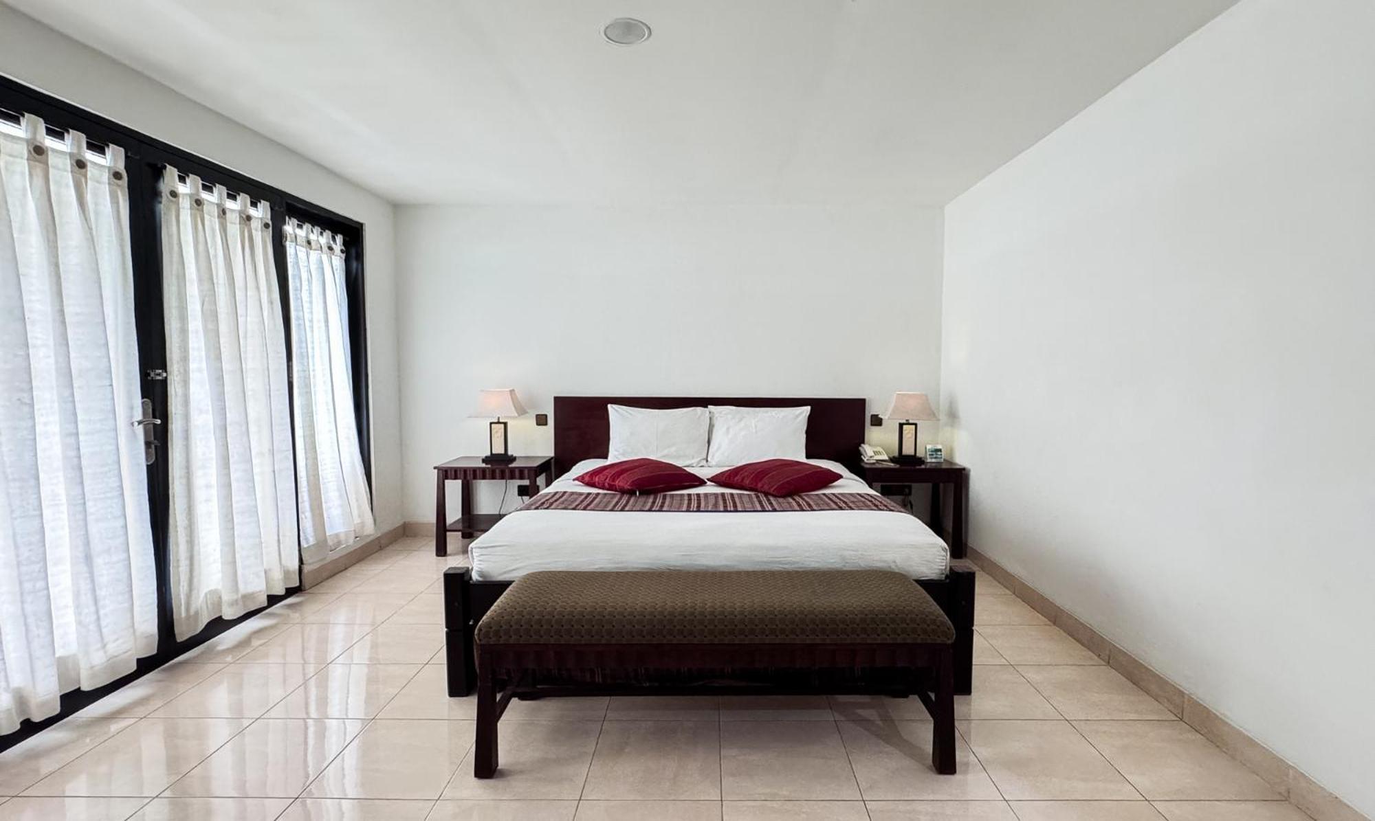 Legong Keraton Beach Hotel Canggu Kültér fotó
