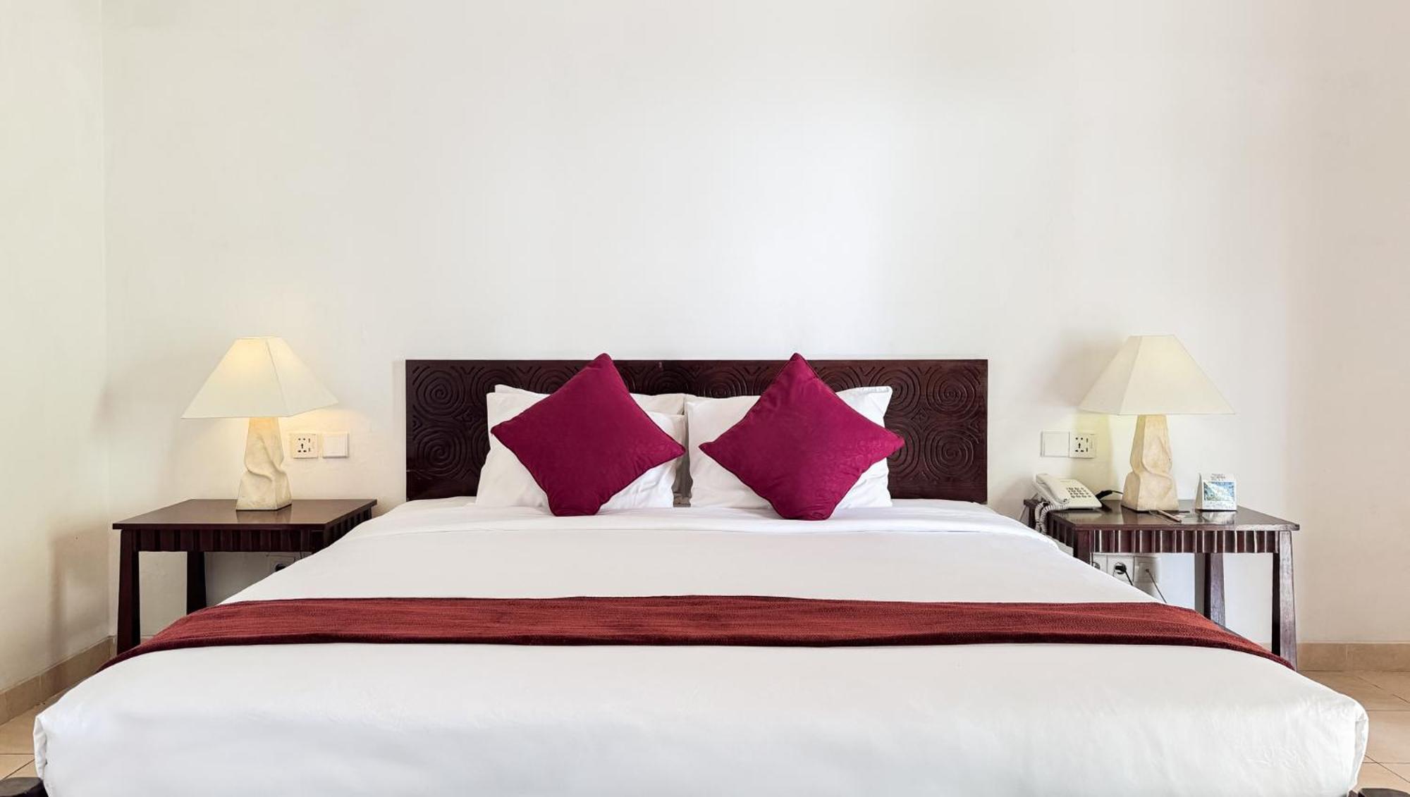 Legong Keraton Beach Hotel Canggu Kültér fotó
