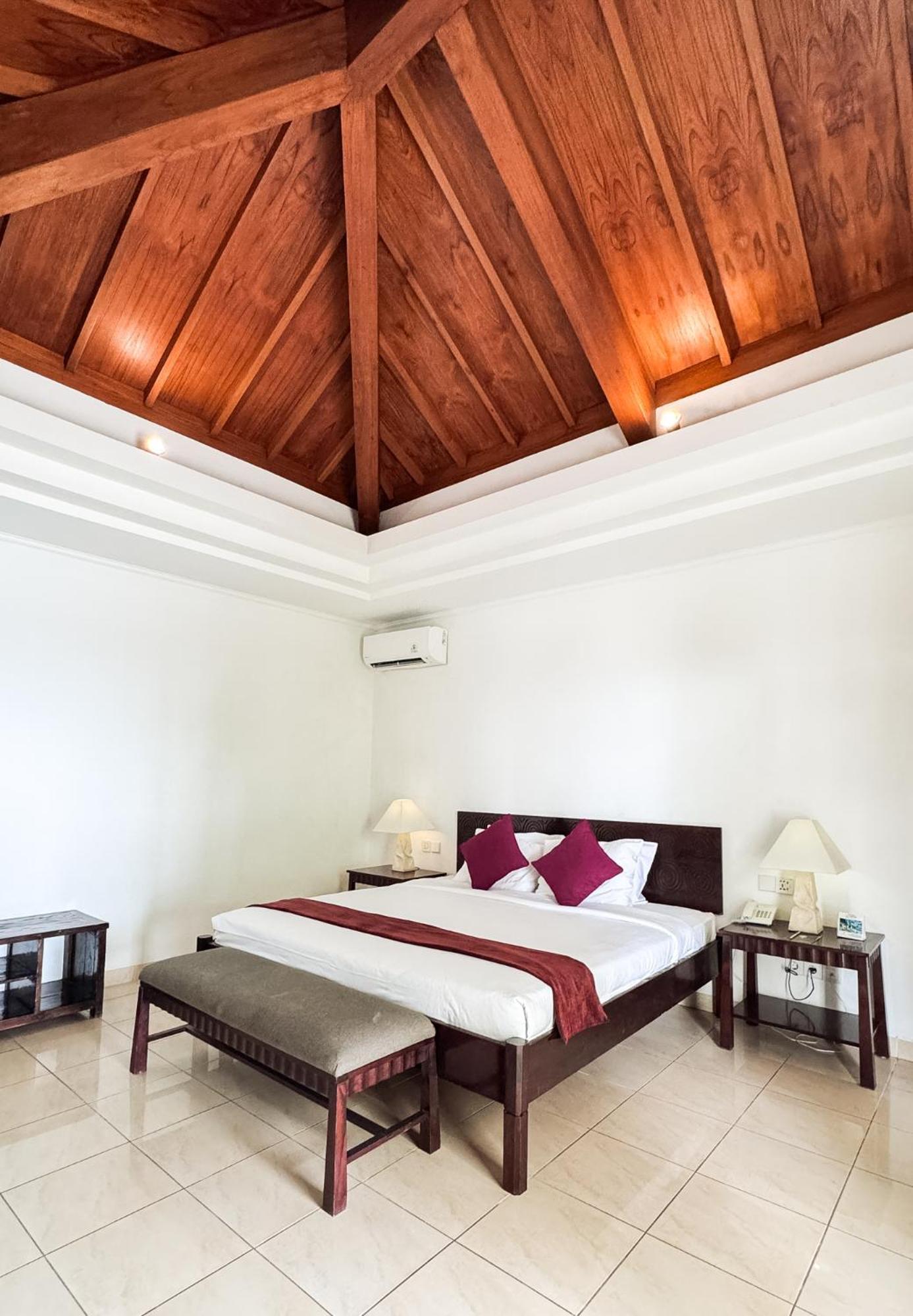 Legong Keraton Beach Hotel Canggu Kültér fotó