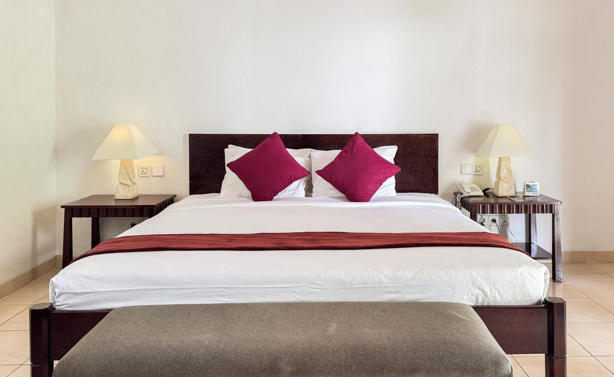 Legong Keraton Beach Hotel Canggu Kültér fotó